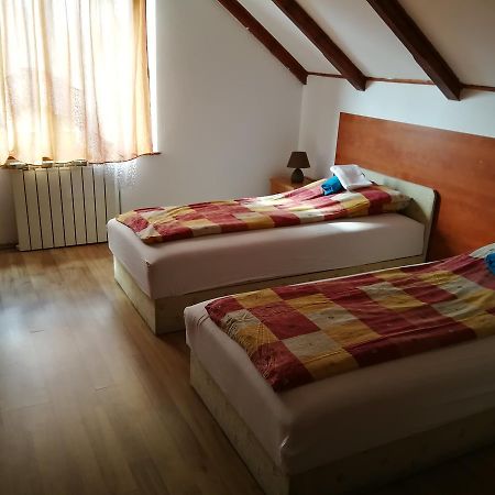 Dunakanyar Bed & Breakfast Göd Екстериор снимка